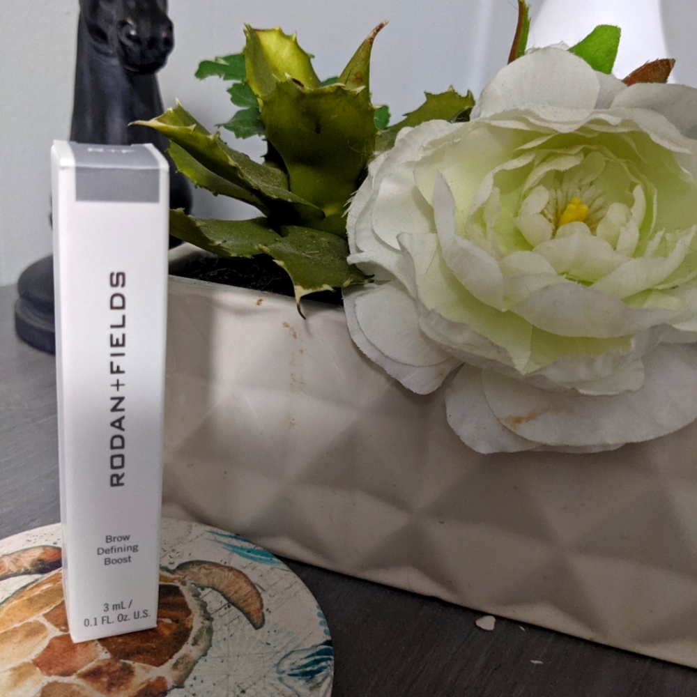 Rodan + Fields Brow Defining Boost -- Light!